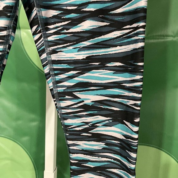 UNDER ARMOUR Women's compression HEATGEAR leggings in MULTI ABSTRACT sz S - VGUC - Picture 6 of 14